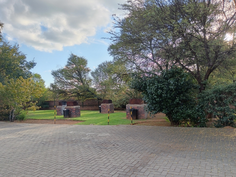 1 Bedroom Property for Sale in Willows Free State